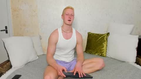 Snapshot of thejacob_d chatting on 04.21.26 thejacob_d online show from 04.21.26