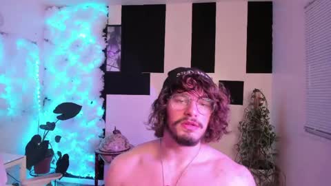 Snapshot of thejohnnystone chatting on 05.15.26 Johnny Stone online show from 05.15.26