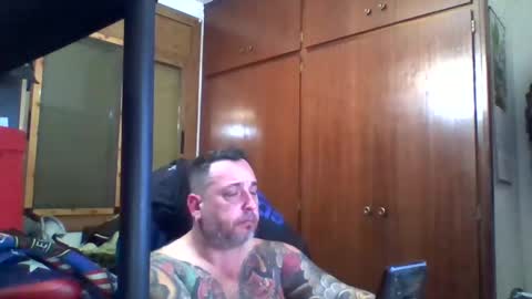 Snapshot of thekier chatting on 02.07.25 thekier online show from 02.07.25