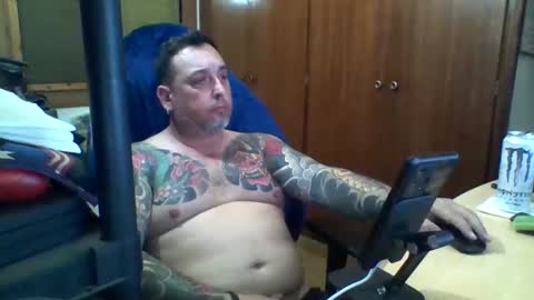 Snapshot of thekier chatting on 02.28.25 thekier online show from 02.28.25