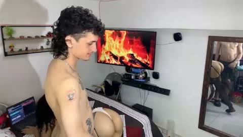 theking11220 online show from 12.15.25