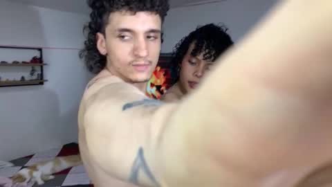 theking11220 online show from 12.16.25