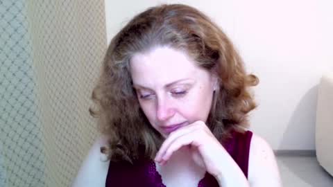 Snapshot of theladysblush chatting on 05.29.26 Ella online show from 05.29.26