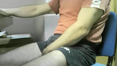 Snapshot of theliaz19 chatting on 10.05.25 theliaz19 online show from 10.05.25