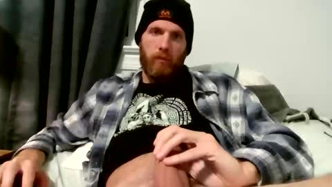 Snapshot of themanukaman chatting on 10.16.25 themanukaman online show from 10.16.25