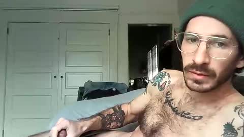 Snapshot of themasturater chatting on 12.17.25 The Masturater online show from 12.17.25