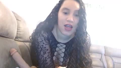 Snapshot of themixedfreakk chatting on 01.04.25 themixedfreakk online show from 01.04.25