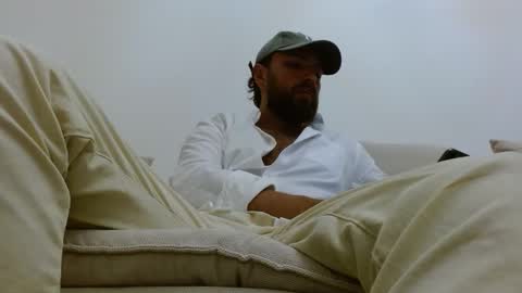 TheMonarchGoat online show from 11.22.25