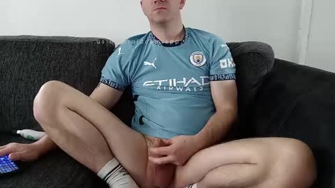 Snapshot of thenakedfootballer chatting on 03.07.25 Paulo online show from 03.07.25
