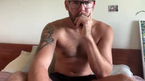 Snapshot of thenakedshaman chatting on 01.12.26 TheNakedShaman online show from 01.12.26