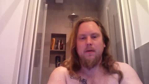 thenewdude1992 online show from 12.19.25