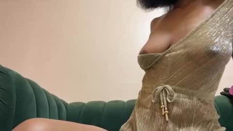 Snapshot of thenymphshow chatting on 09.26.25 thenymphshow online show from 09.26.25