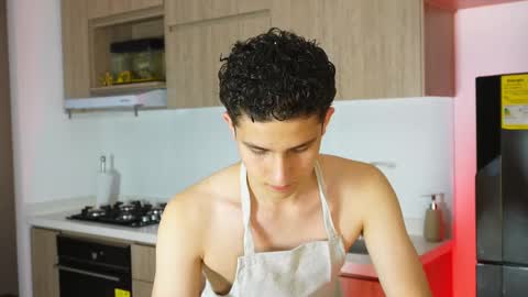 Snapshot of theohawke_ chatting on 02.14.25 THEO- MATEO online show from 02.14.25