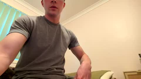 Snapshot of theone206724 chatting on 07.28.26 theone206724 online show from 07.28.26