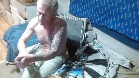 theoneyouwanttwofuck online show from 03.05.25