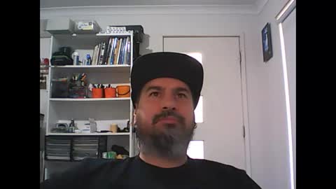 Snapshot of theozbeardguy chatting on 04.21.26 aussiebeard online show from 04.21.26