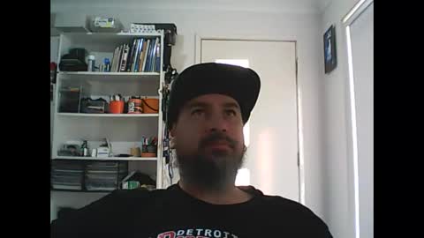 Snapshot of theozbeardguy chatting on 05.11.26 aussiebeard online show from 05.11.26