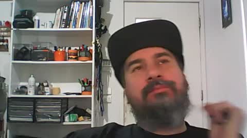 Snapshot of theozbeardguy chatting on 06.30.26 aussiebeard online show from 06.30.26