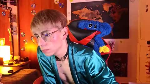 Snapshot of theprince_red chatting on 04.21.26 Matt independent model online show from 04.21.26
