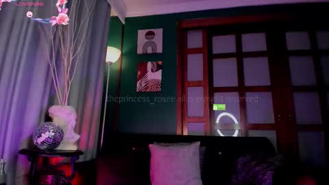 Snapshot of theprincess_rosee chatting on 09.10.25 Rosie  online show from 09.10.25