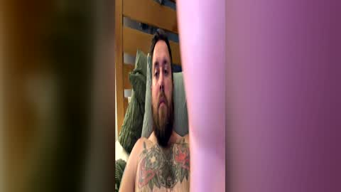 Snapshot of theradicalrocket chatting on 07.05.26 theradicalrocket online show from 07.05.26