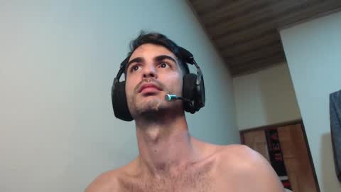 Santiago Enrique online show from 02.27.25