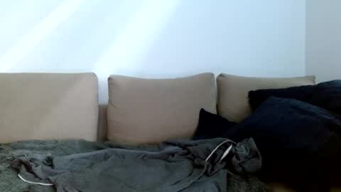 Snapshot of therealkingyoshi chatting on 12.23.24 Yoshi online show from 12.23.24