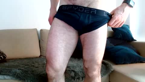 Snapshot of therealkingyoshi chatting on 02.17.25 Yoshi online show from 02.17.25