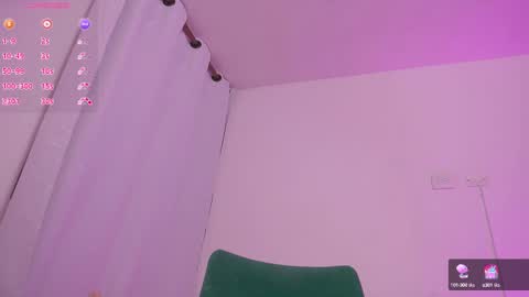 Snapshot of therealpeach_ chatting on 02.27.25    online show from 02.27.25