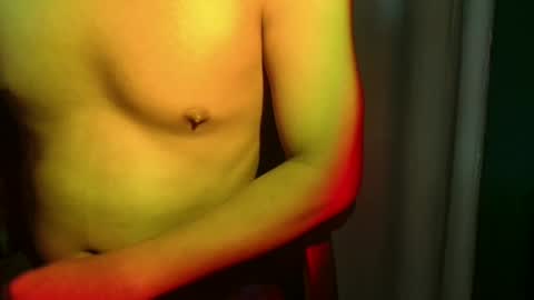 Snapshot of theresnomercy16 chatting on 12.18.24 theresnomercy16 online show from 12.18.24