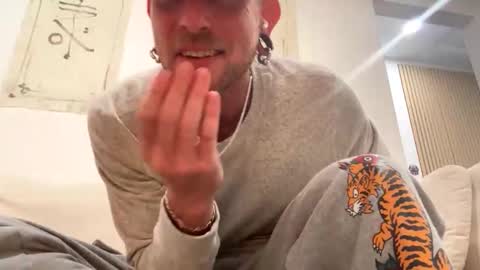 Snapshot of thesagie chatting on 12.02.25 VEGAS online show from 12.02.25