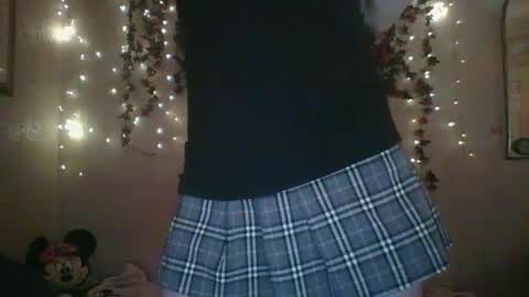 sillymillie0 online show from 12.20.24