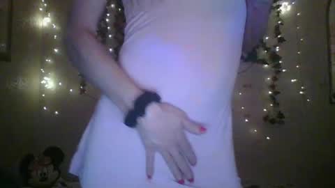 sillymillie0 online show from 12.24.24