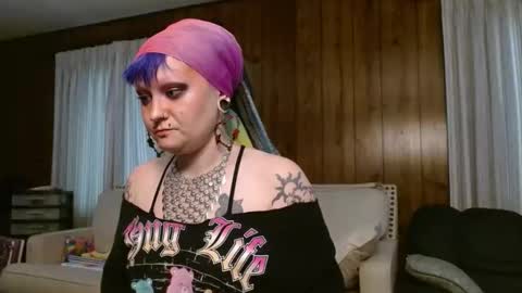 Siren of the Fae online show from 04.15.26