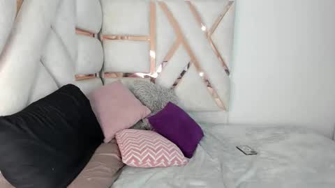 Camila online show from 09.20.25