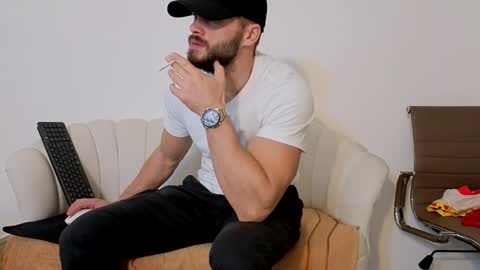 TheTopAlex online show from 11.14.25