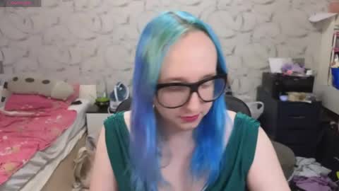 Snapshot of thetrixy chatting on 05.16.26 The Great And Powerful Trixie online show from 05.16.26