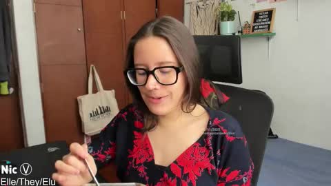 Nicole online show from 11.20.25