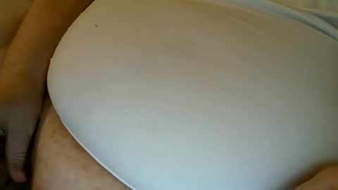 Snapshot of thetrouble chatting on 02.11.25 thetrouble online show from 02.11.25