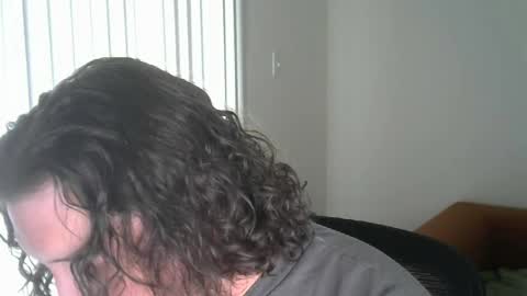 Snapshot of thevandalous chatting on 07.07.26 TheVandalous online show from 07.07.26