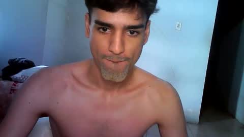 Snapshot of thiago22bk chatting on 12.15.25 thiago22bk online show from 12.15.25