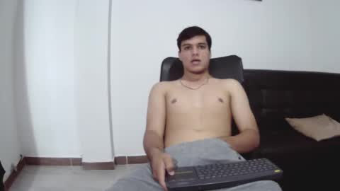 Snapshot of thiago__diaz chatting on 02.09.25 Thiago Diaz online show from 02.09.25