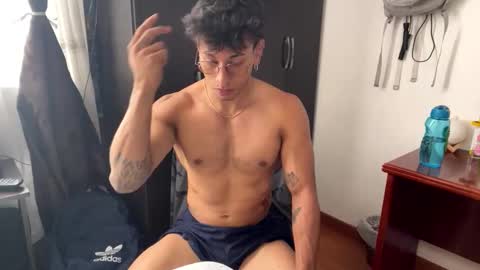 thiago_happy online show from 04.14.26