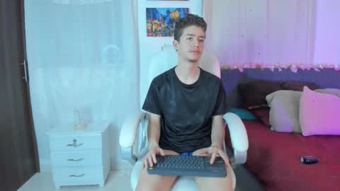 Manuel online show from 10.19.25