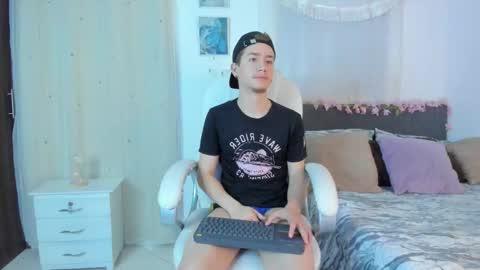 Manuel online show from 11.28.25