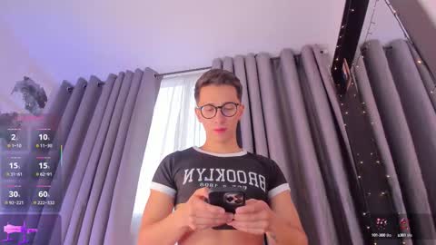 SanThiago online show from 10.15.25