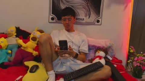 thiago_n_sam online show from 12.04.25