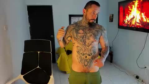 Snapshot of thiago_pg chatting on 02.15.26 thiago online show from 02.15.26