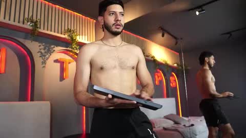 Snapshot of thiago_voss chatting on 01.13.26 Thiago online show from 01.13.26