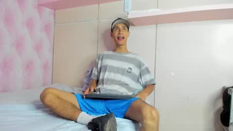 Snapshot of thiagoduarte_ chatting on 02.27.26 Thiago online show from 02.27.26